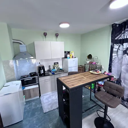 морско бижу